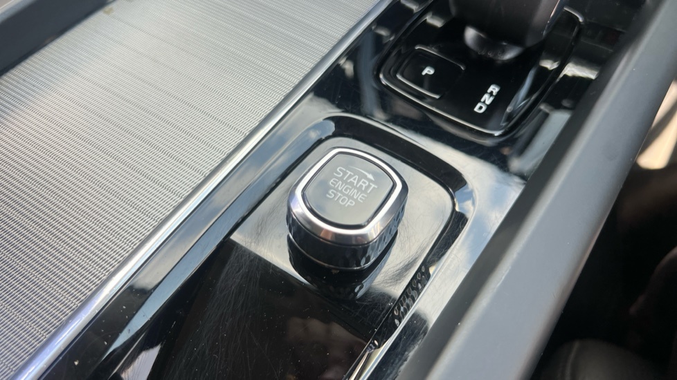 Volvo XC60 Core Blue #26