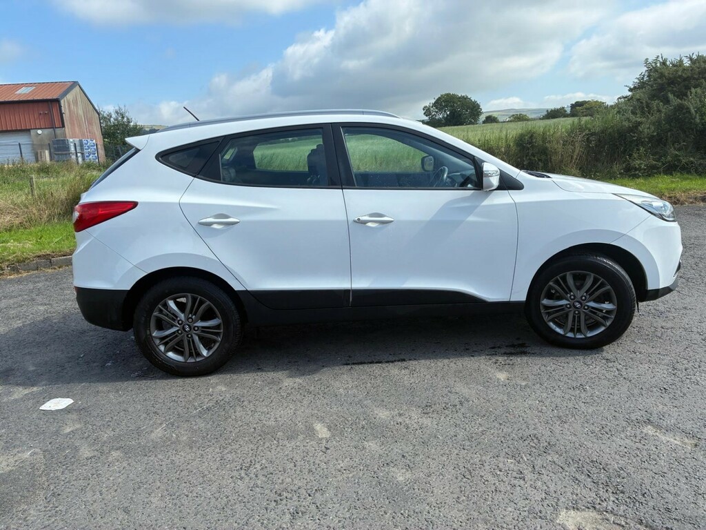 Hyundai Ix35 1.7 Crdi Se 2013 White #3