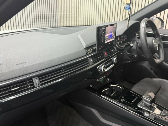 Audi A4 2.0 Tdi 35 Black Edition Saloon S Troni Black #5