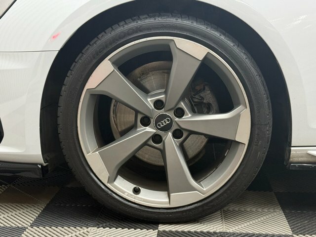 Audi A4 2.0 Tdi 35 Black Edition Saloon S Troni Black #4