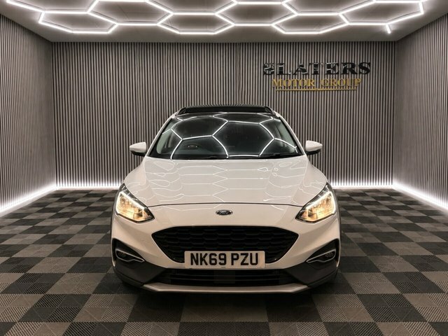 Ford Focus 1.0T Ecoboost Active X Estate Eu White #2