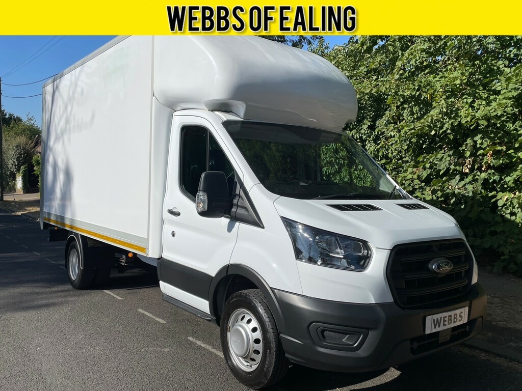 Ford Transit Custom Luton 2.0 Transit Leader 350 L4 2.0L Ecoblue 130Ps SF23VRC White