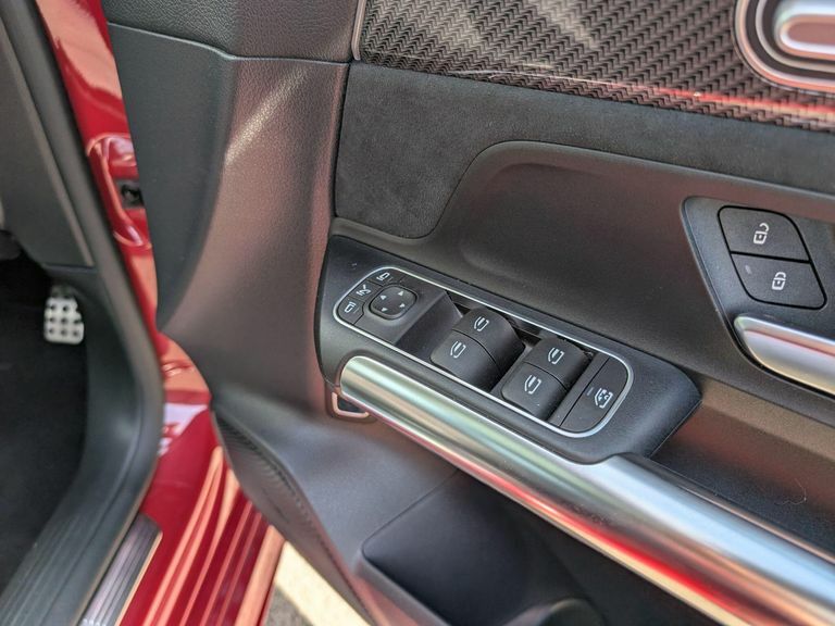 Mercedes-Benz B Class B200d Sport Executive Red #20