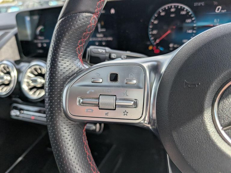 Mercedes-Benz B Class B200d Sport Executive Red #10