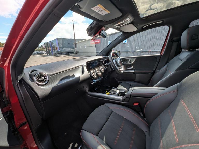 Mercedes-Benz B Class B200d Sport Executive Red #28