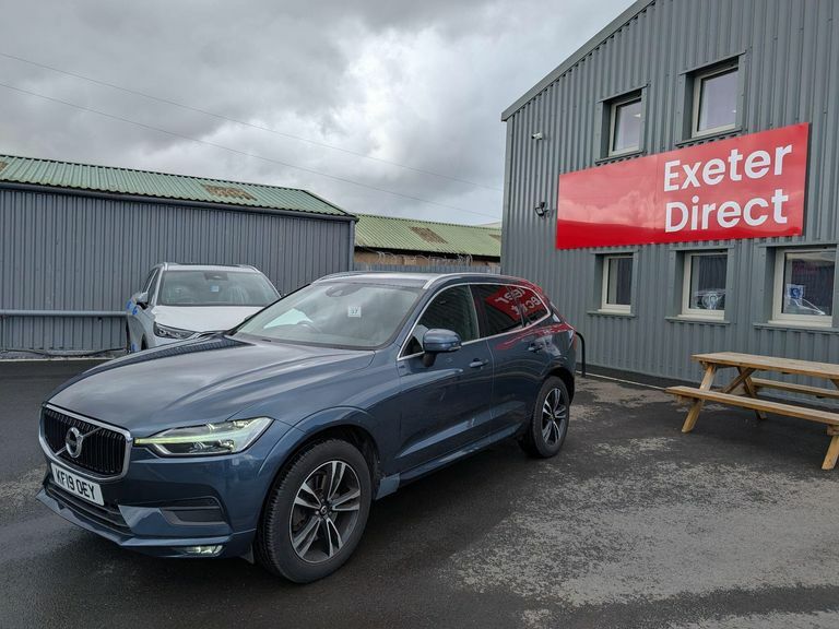 Volvo XC60 2.0 T5 Momentum Pro Euro 6 Ss Blue #2