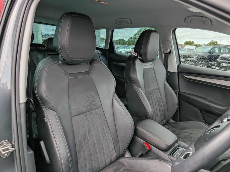 Skoda Karoq 1.5 Tsi Se L Dsg Black #7