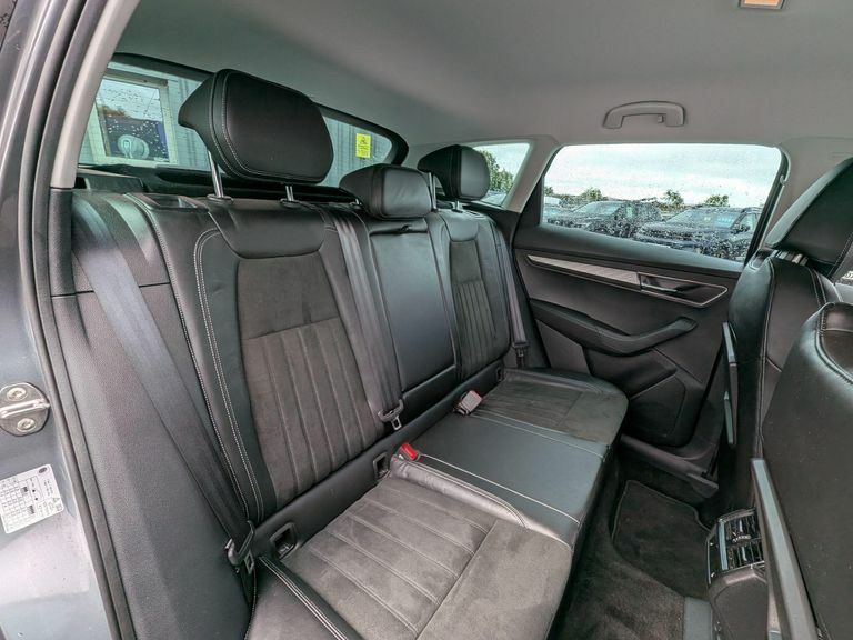 Skoda Karoq 1.5 Tsi Se L Dsg Black #9