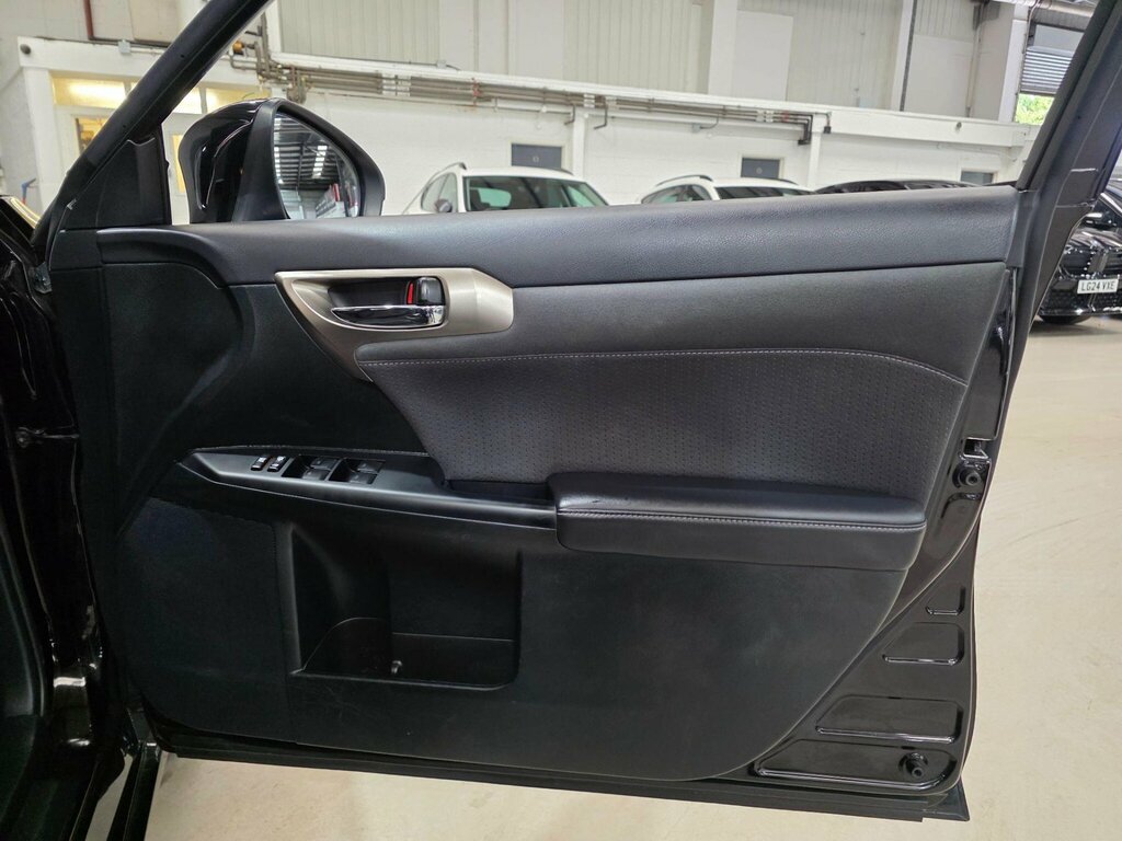 Lexus CT 200H Luxury Blue #9