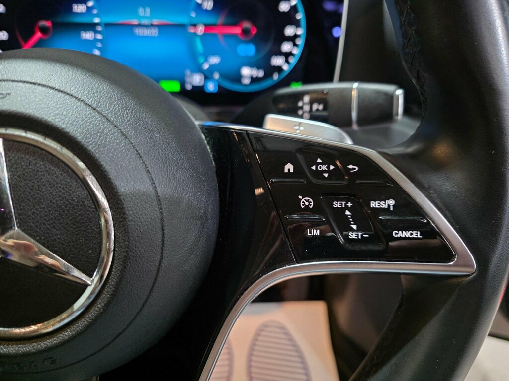 Mercedes-Benz E Class E320 White #17