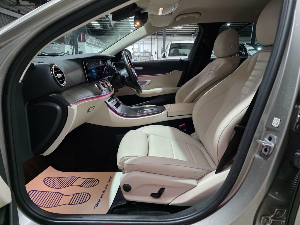 Mercedes-Benz E Class E320 White #26