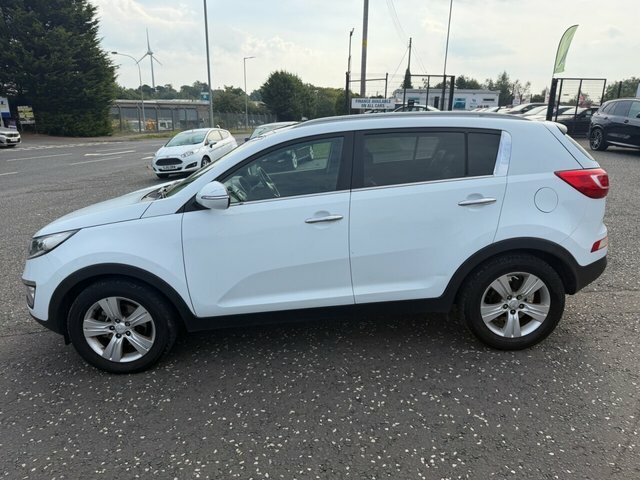 Kia Sportage 1.7 Crdi Ecodynamics 2 Suv 2Wd E VNZ3477 White #4