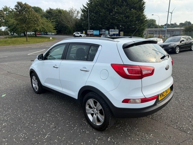 Kia Sportage 1.7 Crdi Ecodynamics 2 Suv 2Wd E VNZ3477 White #5