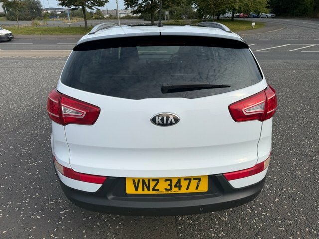 Kia Sportage 1.7 Crdi Ecodynamics 2 Suv 2Wd E VNZ3477 White #6