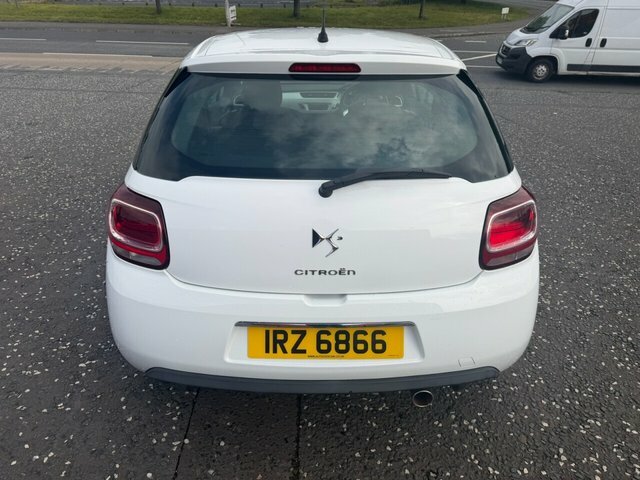 Citroen DS3 1.2 Puretech Dsign Plus Hatchback Manua White #6
