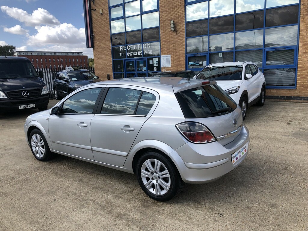 Vauxhall Astra 1.8I Sport Twin Top Beige #6