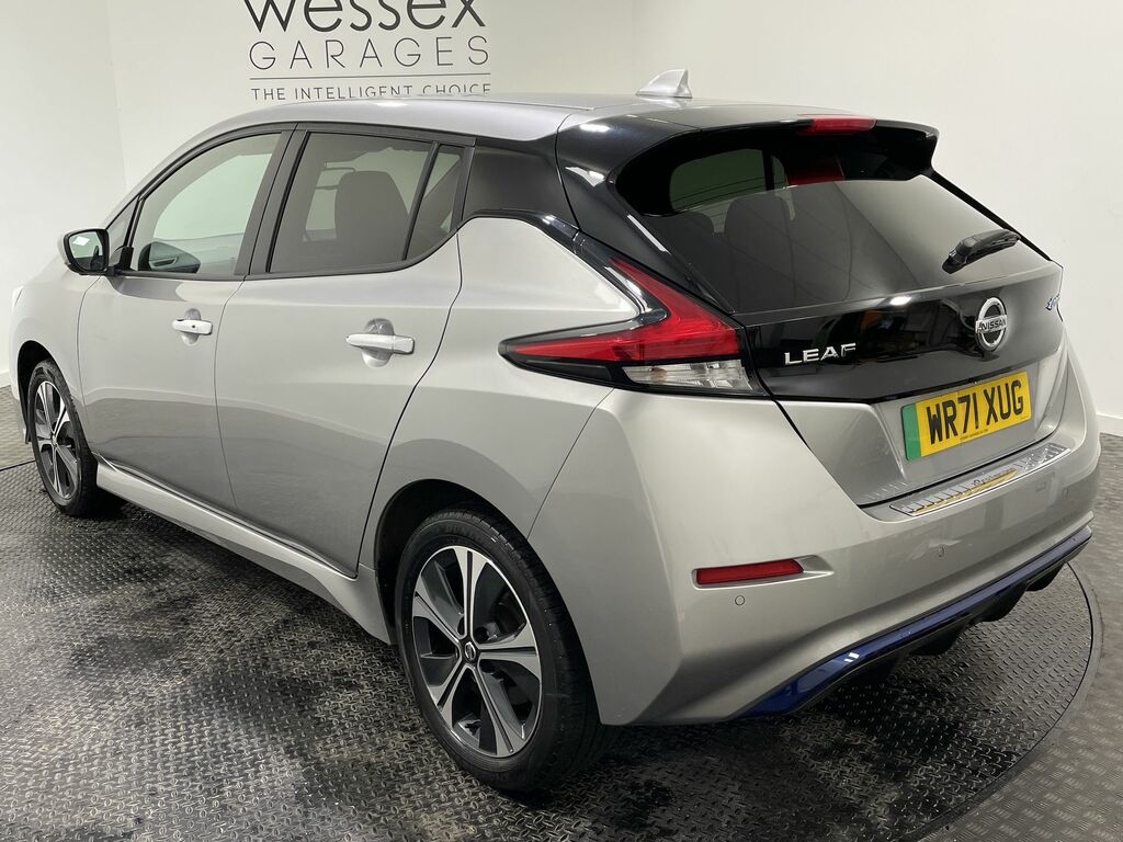 Nissan Leaf 160Kw E Tekna 62Kwh Silver #3