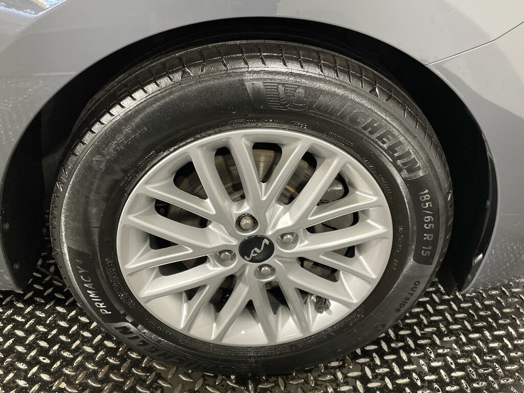 Kia RIO 1.2 Dpi 2 White #44