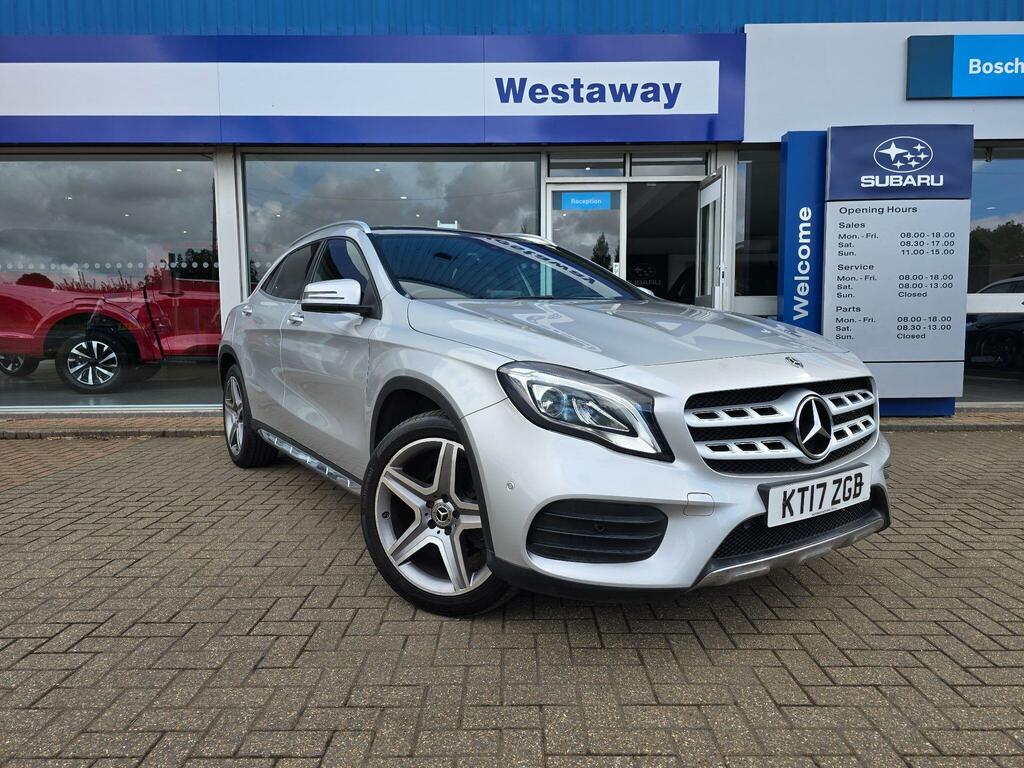 Mercedes-Benz GLA Class Gla 200D Amg Line Premium Plus Silver