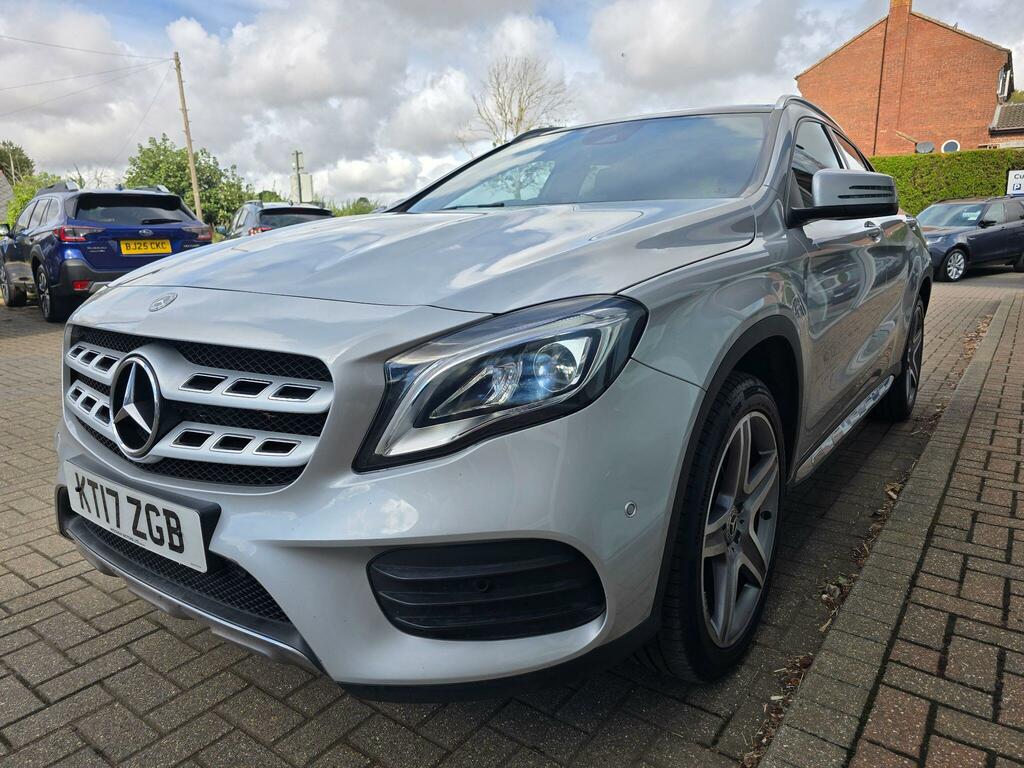 Mercedes-Benz GLA Class Gla 200D Amg Line Premium Plus Silver #6