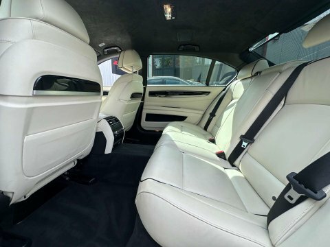 BMW 7 Series Automatic Black #20
