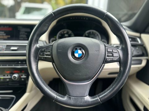 BMW 7 Series Automatic Black #25