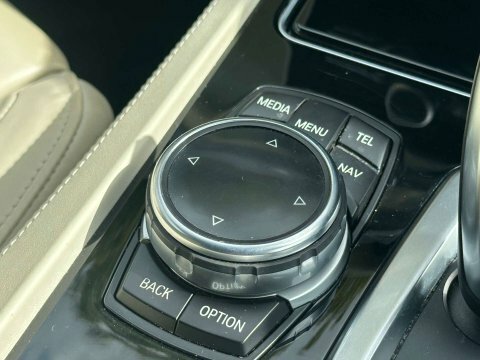 BMW 7 Series Automatic Black #36