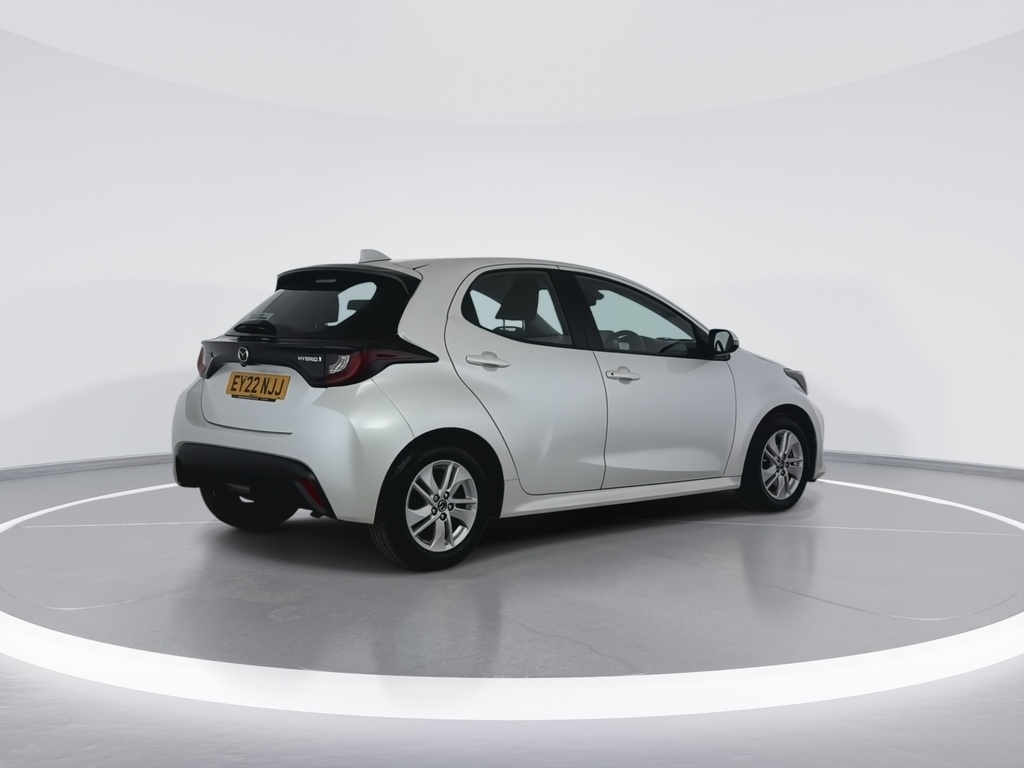 Mazda 2 Se-l White #9