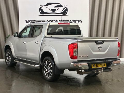 Nissan Navara 2.3 Dci Tekna Silver #2