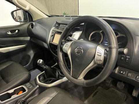 Nissan Navara 2.3 Dci Tekna Grey #3