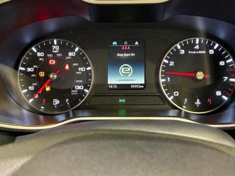 MG ZS Exclusive Vti-tech Black #36