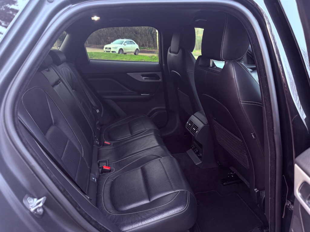 Jaguar F-Pace V6 S Awd Black #34