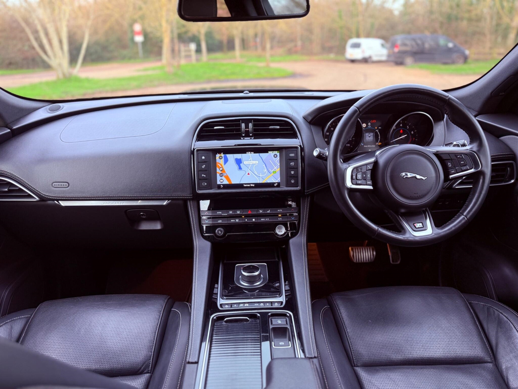 Jaguar F-Pace Suv Black #2