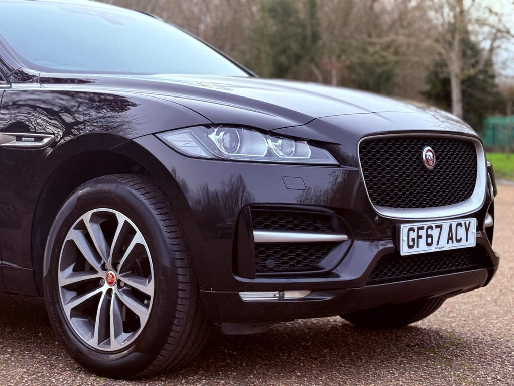 Jaguar F-Pace V6 S Awd Black #26