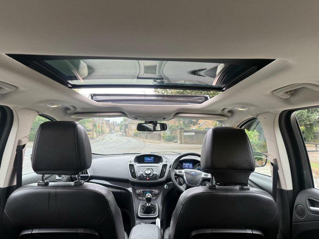 Ford Kuga 2.0 Zetec Tdci 138 Bhp White #17