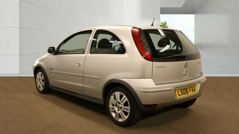 Vauxhall Corsa Active 16V Twinport Silver #3