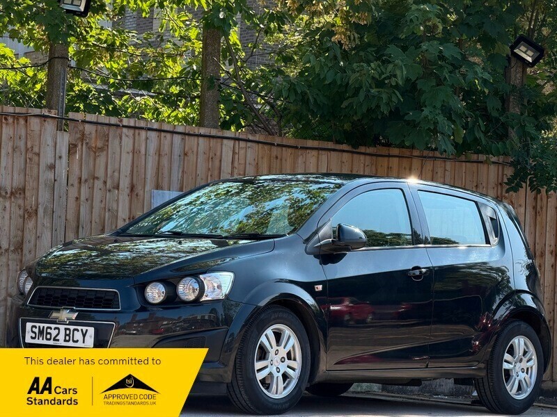 Chevrolet Aveo Lt Black #2