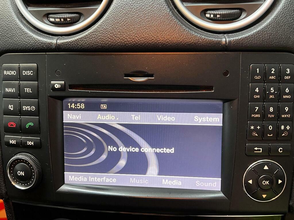 Mercedes-Benz GL Class Diesel Brown #40