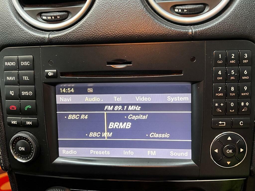 Mercedes-Benz GL Class Diesel Brown #35