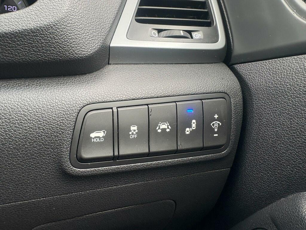 Hyundai Tucson   #24