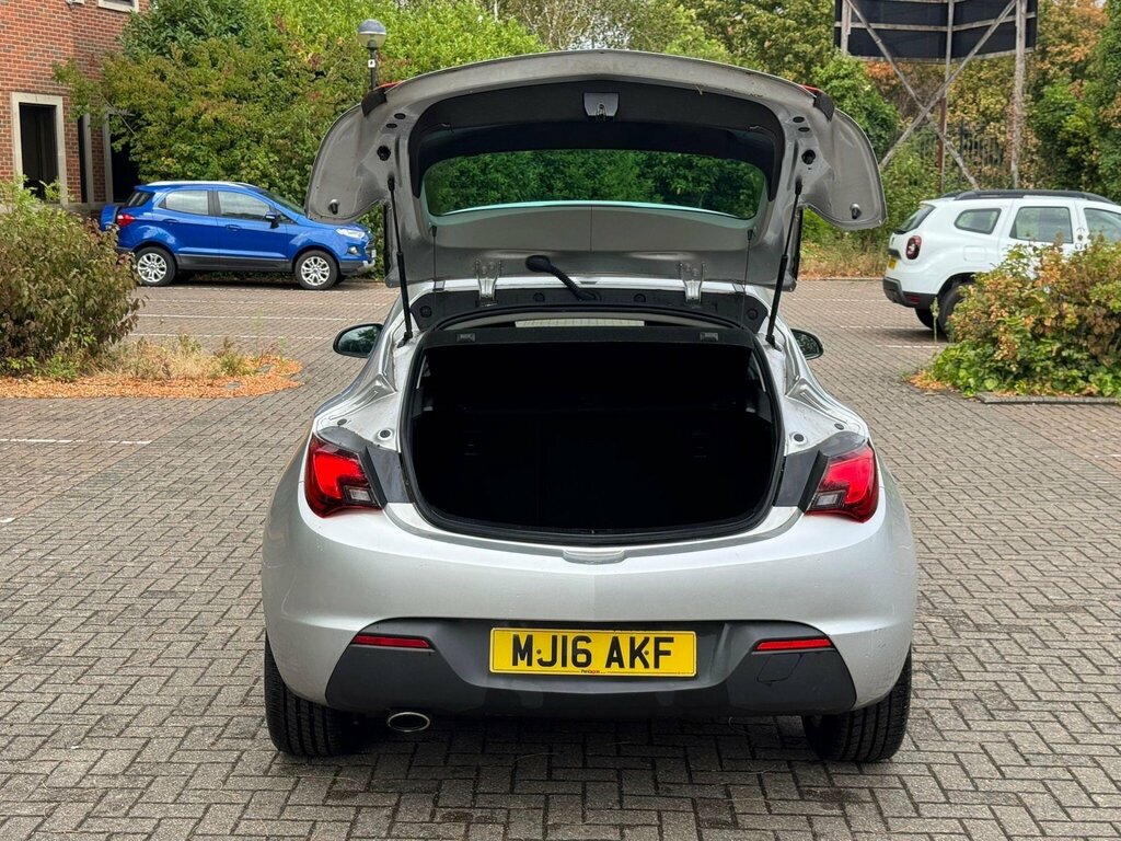 Vauxhall Astra Hatchback Black #23