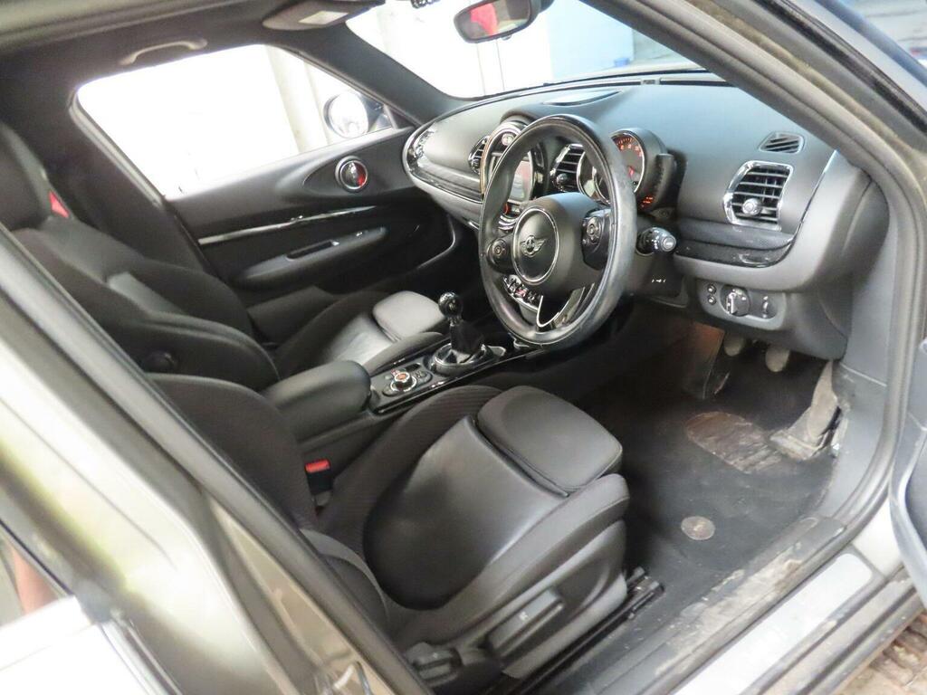 Mini Clubman  Black #4