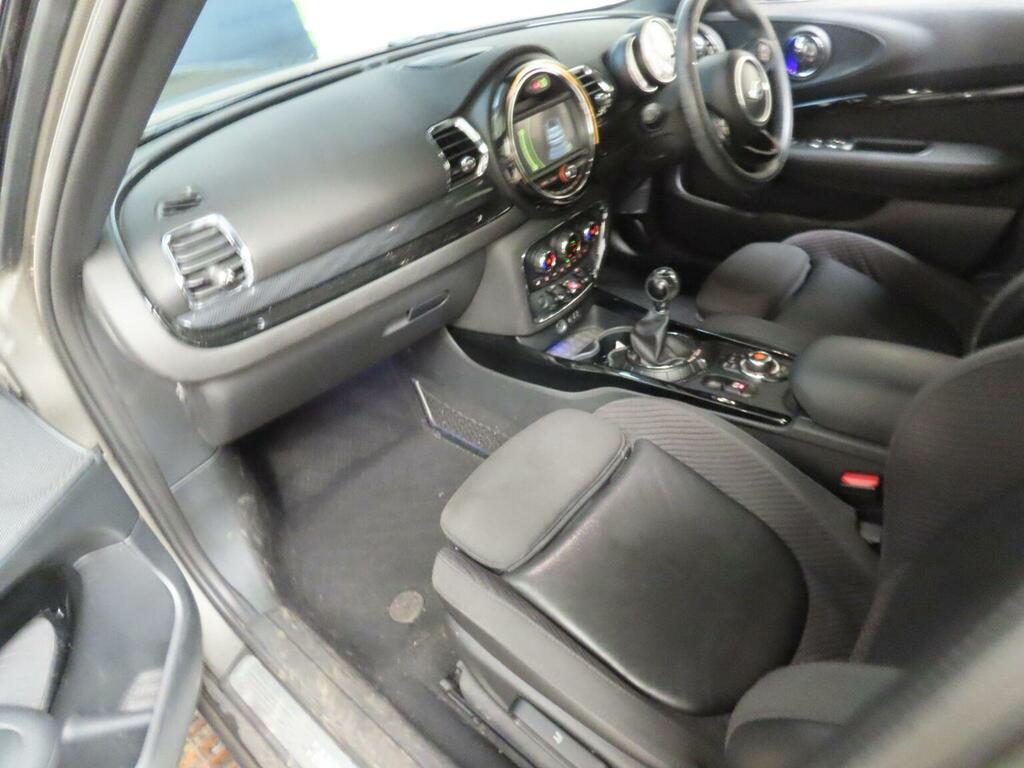 Mini Clubman  Black #5