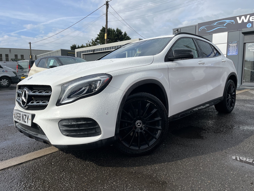 Mercedes-Benz 200 Gla D 4Matic Amg Line Premium AX68NZY #4