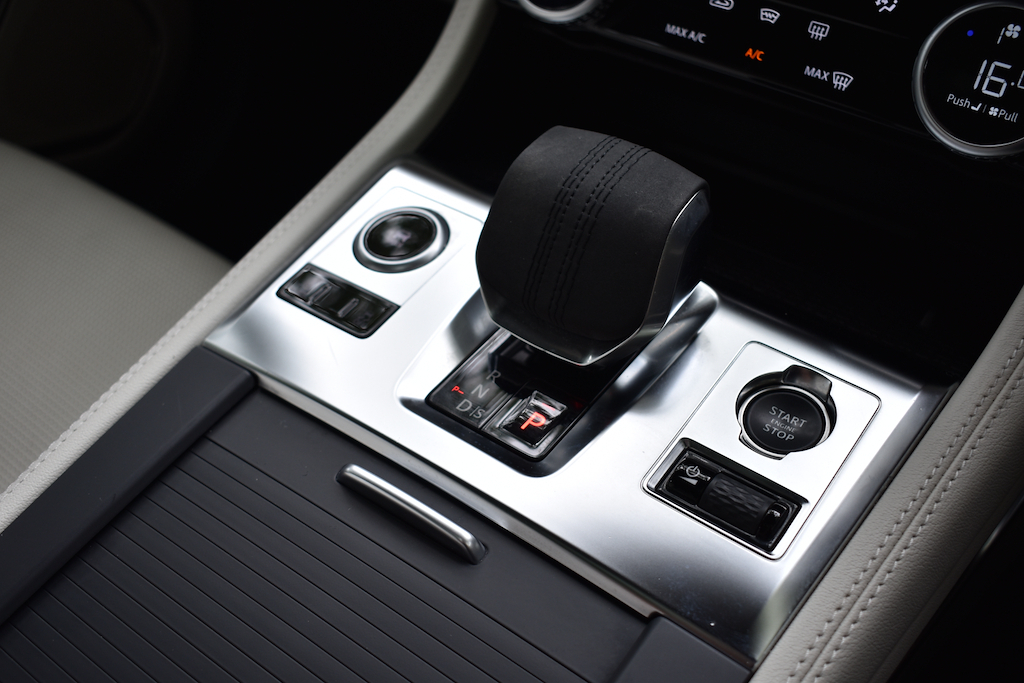 Jaguar F-Pace R-dynamic Se Black Black #33