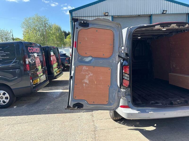 Ford Transit Custom Transit Custom 300 Silver #47