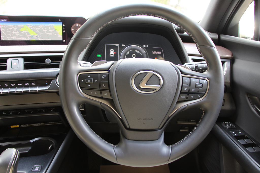 Lexus UX 54.3Kwh Suv Ev 204 2 Owners, Fsh Lovely Black #3