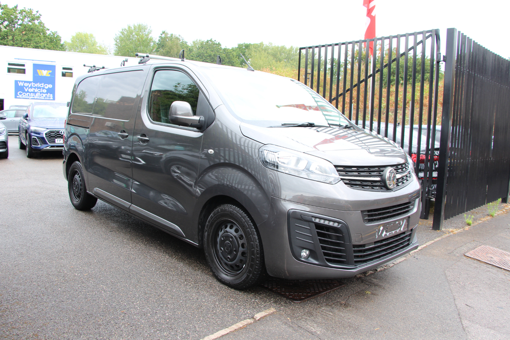 Vauxhall Vivaro Td 3100 Sportive L1 H1 120 Fsh, Finance From 8. #3