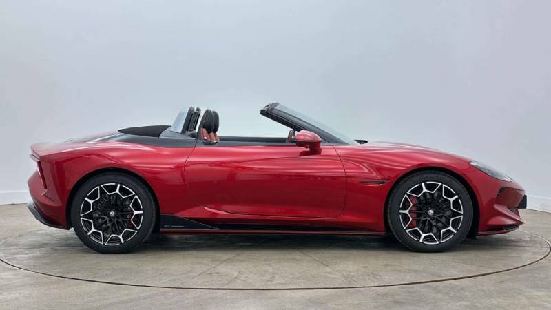 MG Cyberster Trophy 77Kwh - 2026 26 Red #3