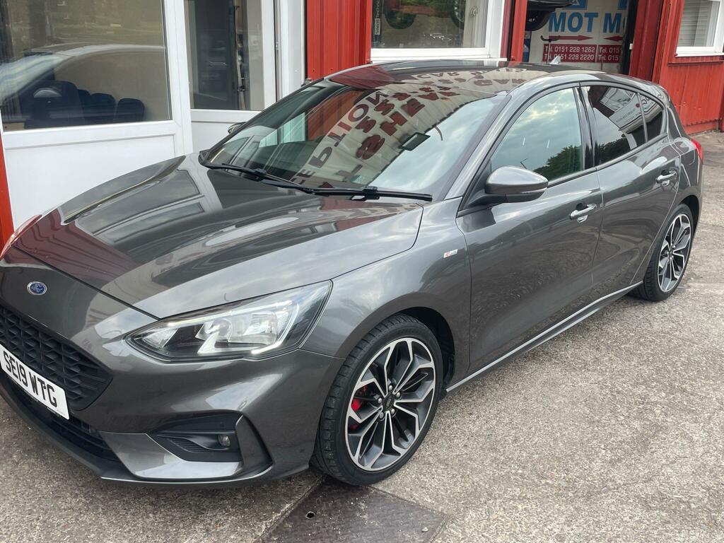 Ford Focus St-line X Grey